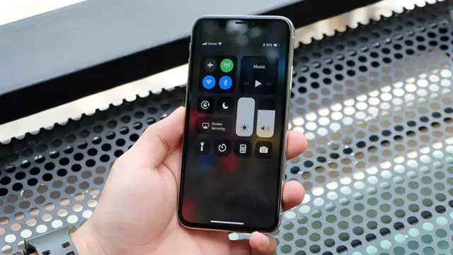 Thiết kế đột phá của điện thoại iPhone X