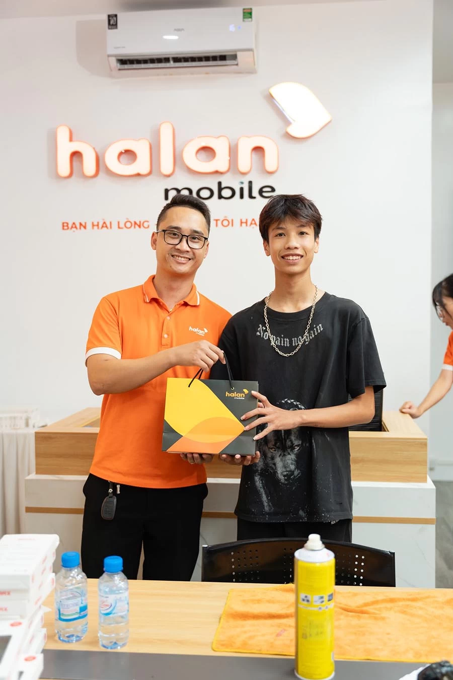 Cùng Mobimax.vn nhìn lại…