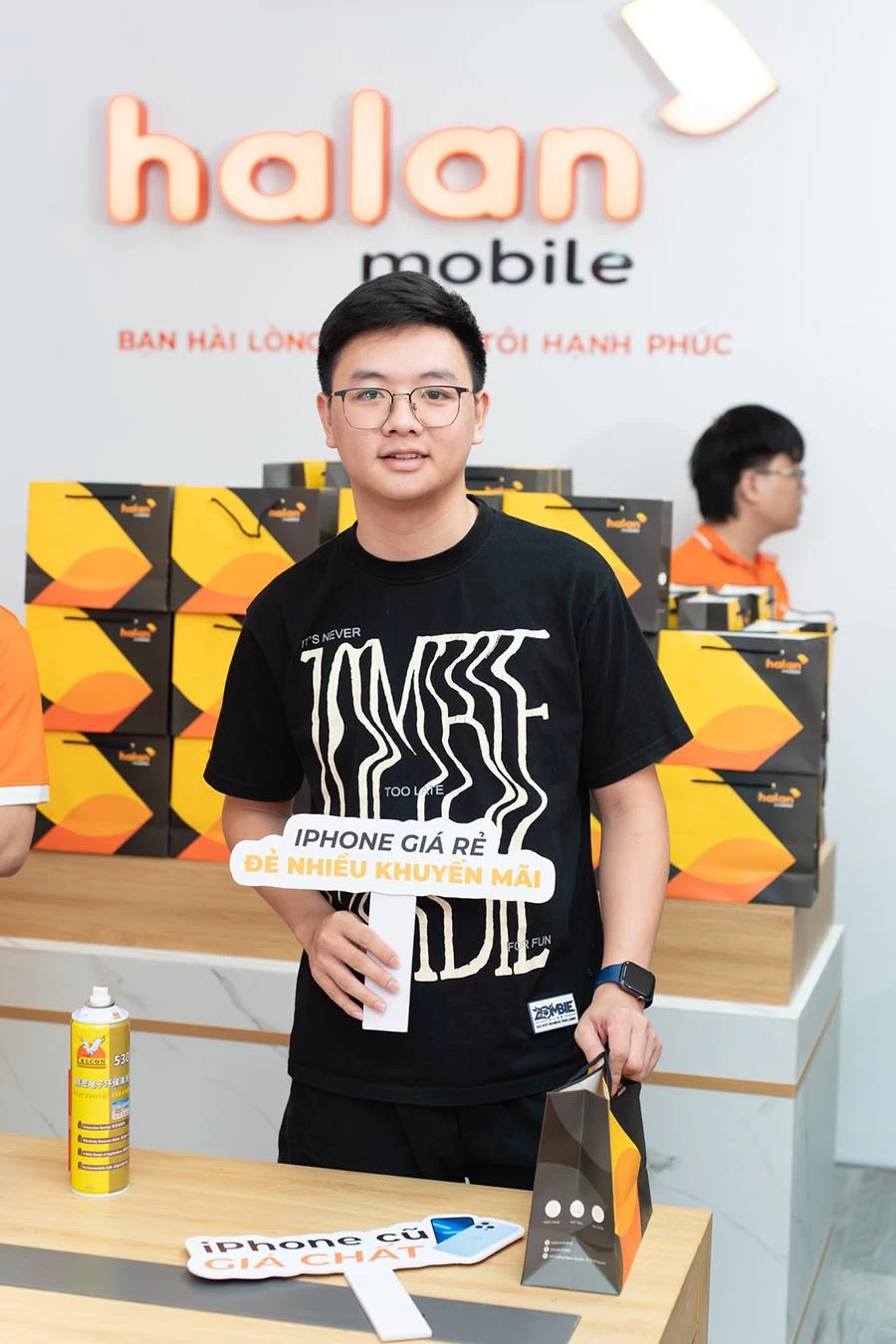 Cùng Mobimax.vn nhìn lại…